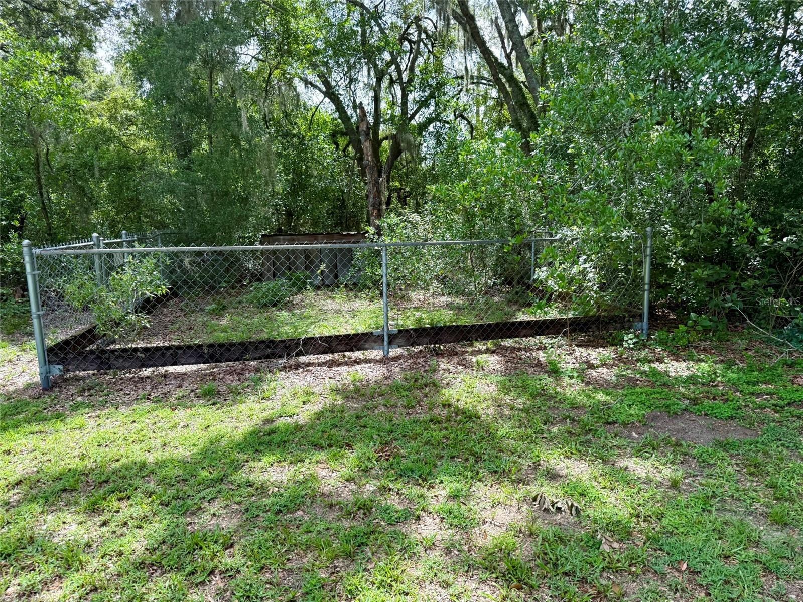 11215 Russell Dr Property Photo 13