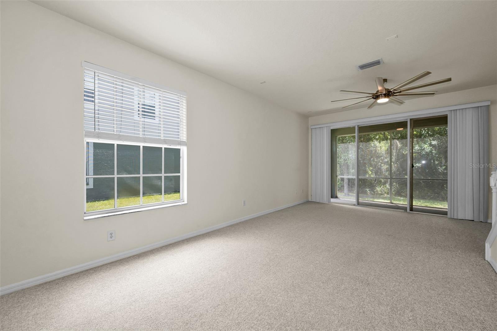 2418 Earlswood Ct Property Photo 8