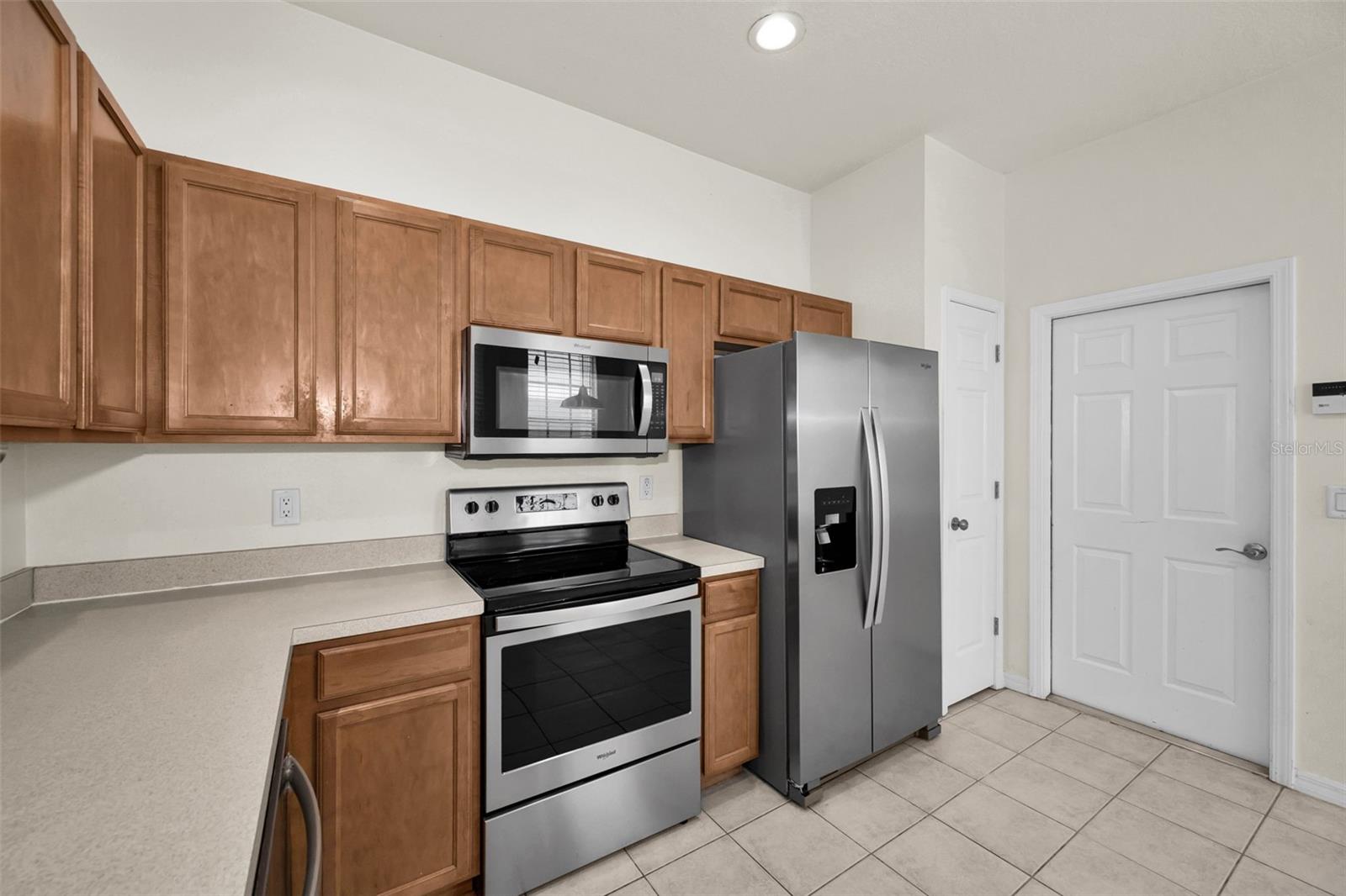 2418 Earlswood Ct Property Photo 16