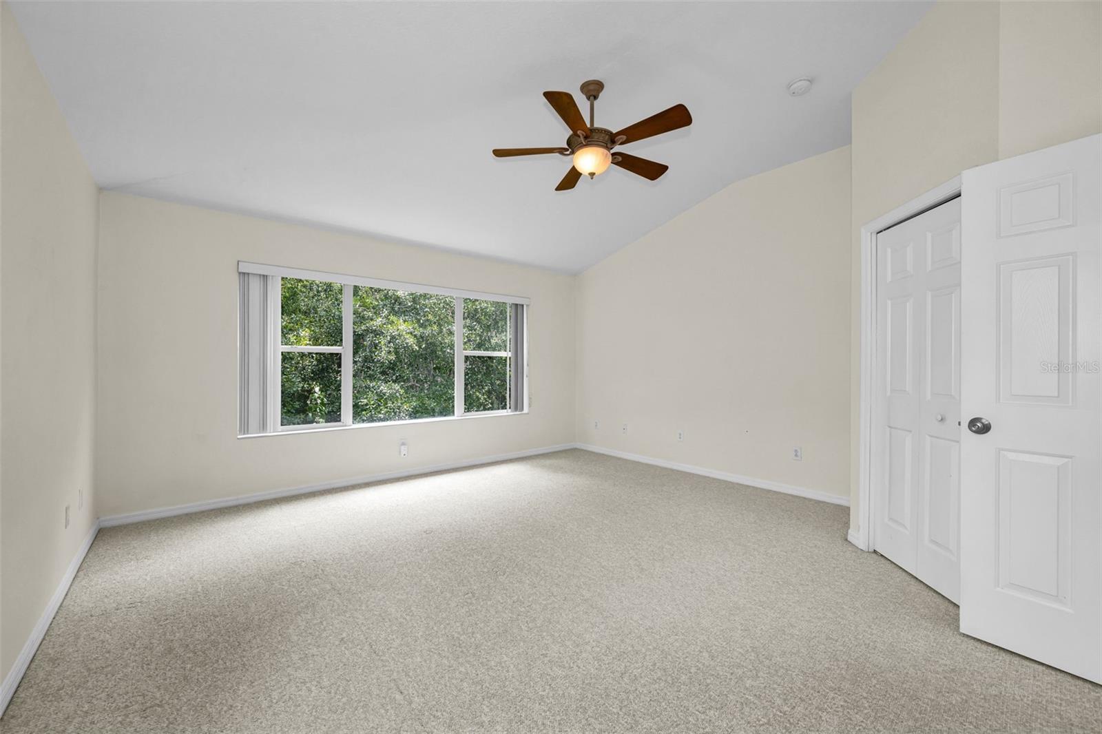 2418 Earlswood Ct Property Photo 23