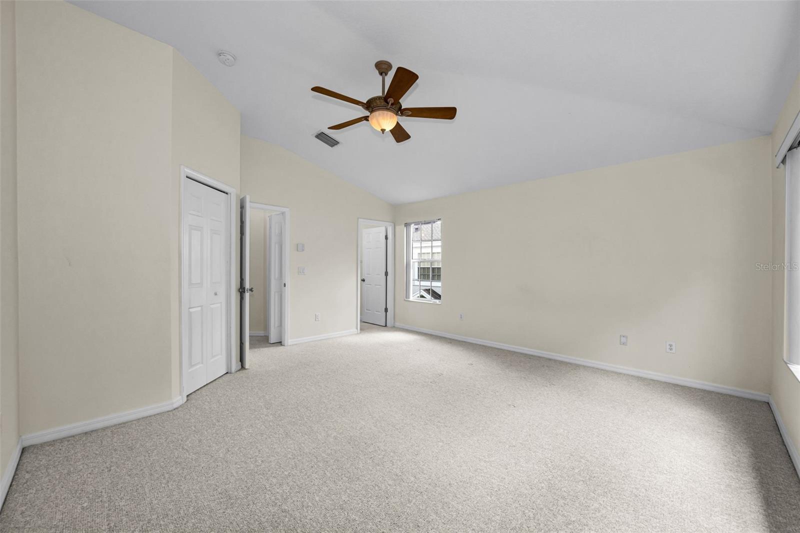 2418 Earlswood Ct Property Photo 25