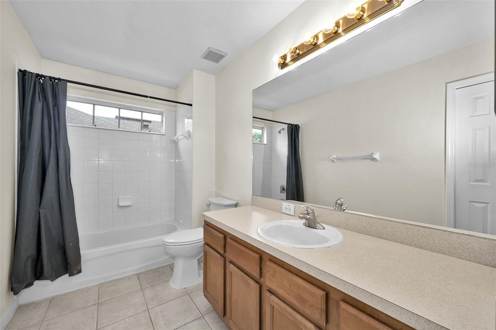 2418 Earlswood Ct Property Photo 30