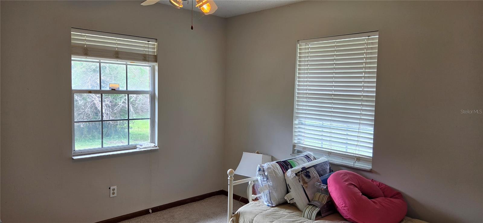 10901 Mcmullen Loop Property Photo 11