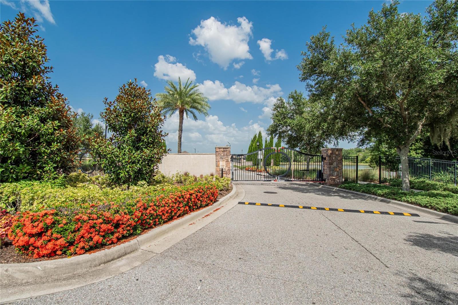 16441 Treasure Point Dr Property Photo 3
