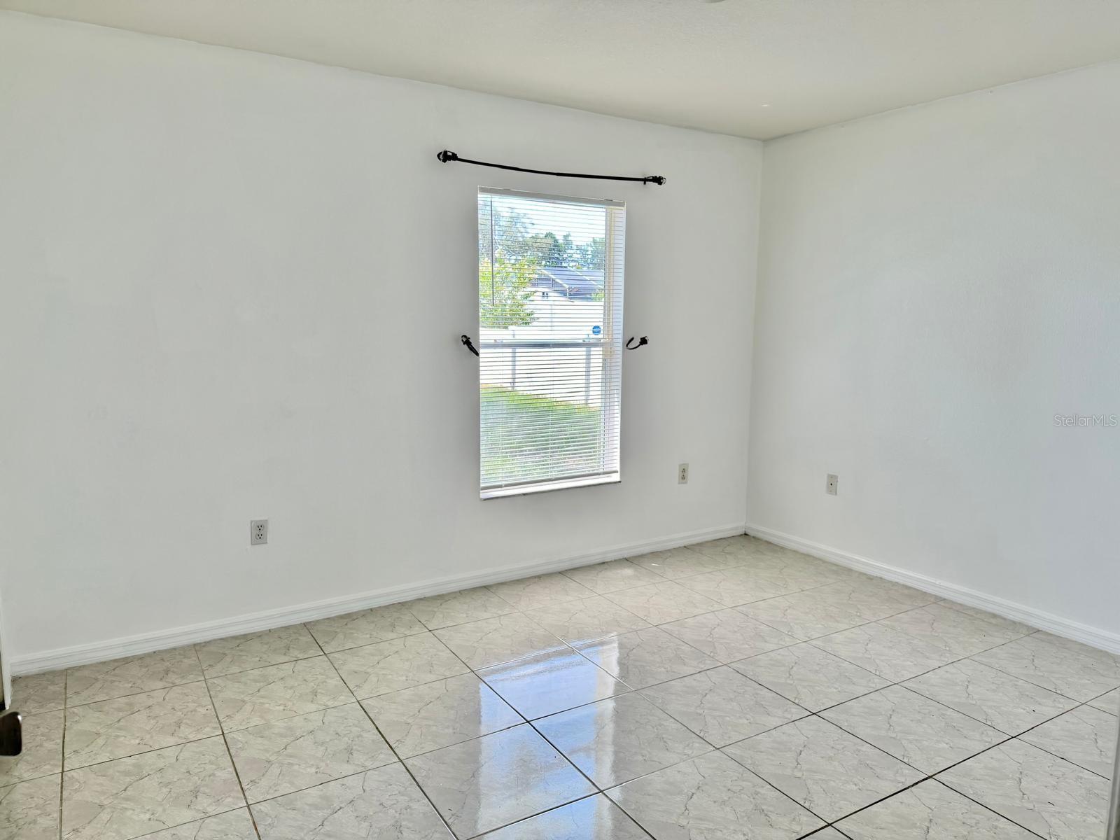 3264 Deltona Blvd Property Photo 15