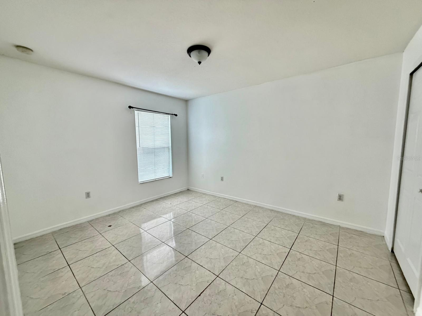 3264 Deltona Blvd Property Photo 16