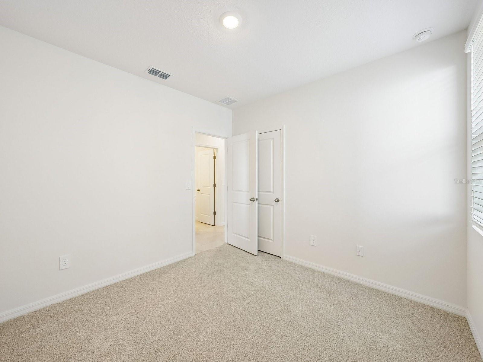 13403 Shellmore Ave Property Photo 14