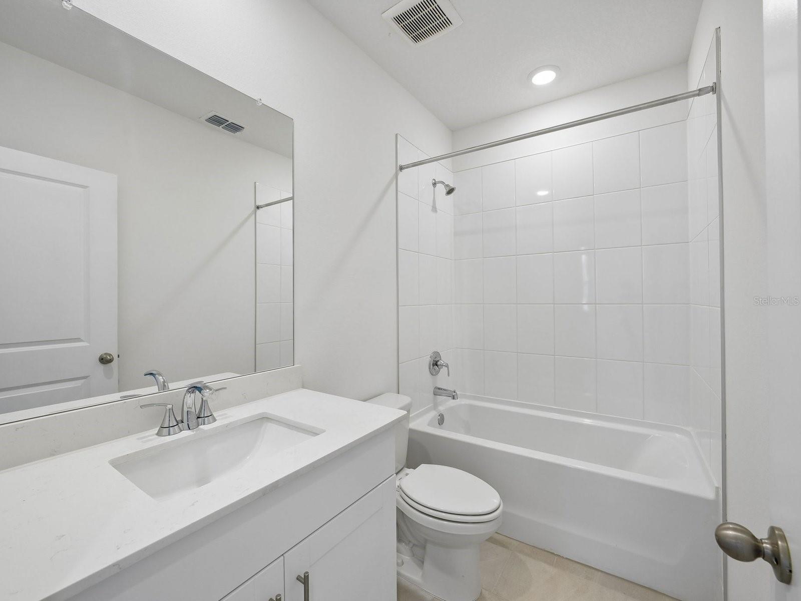 13403 Shellmore Ave Property Photo 15