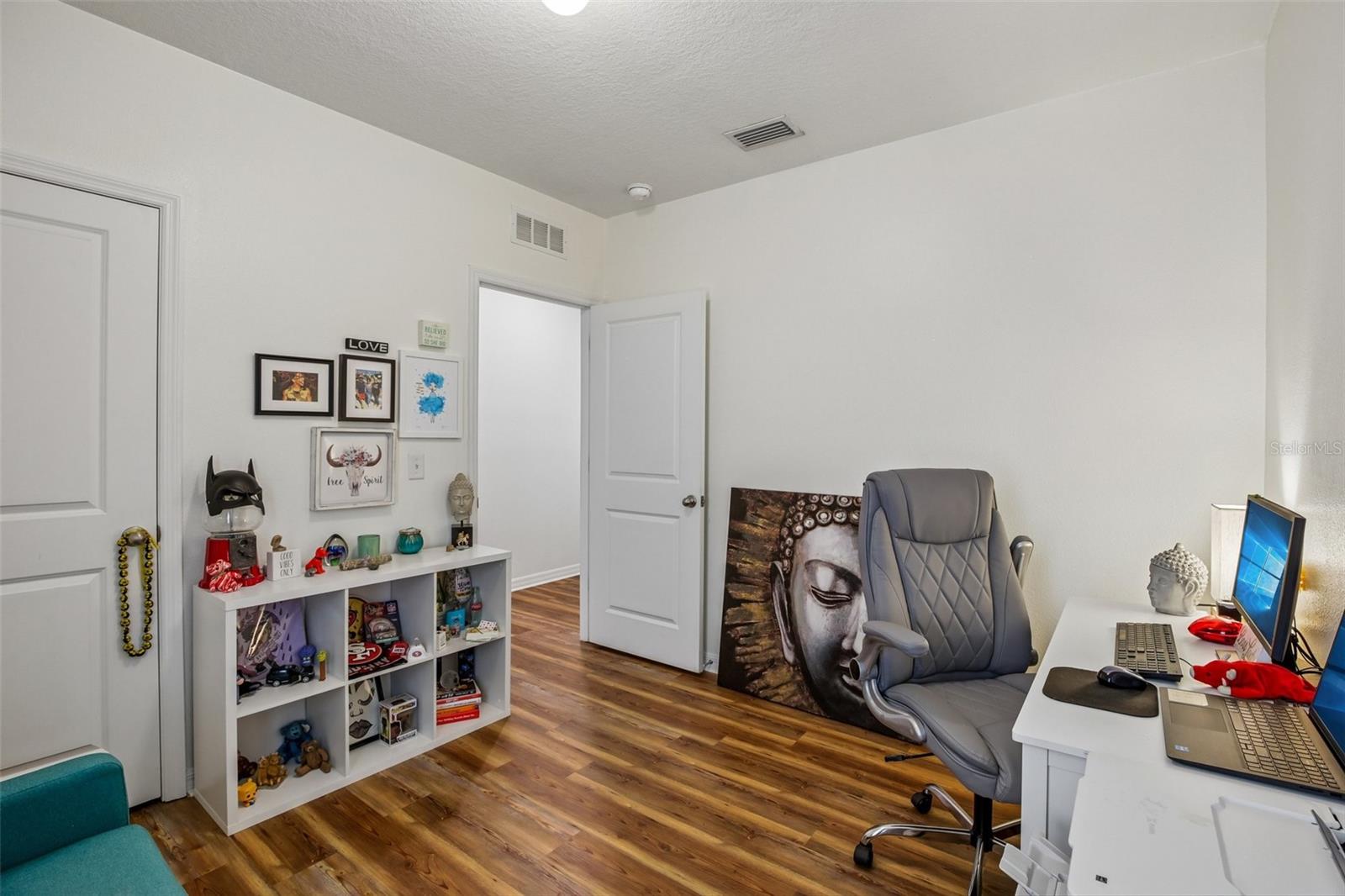 11008 Leland Groves Dr Property Photo 16