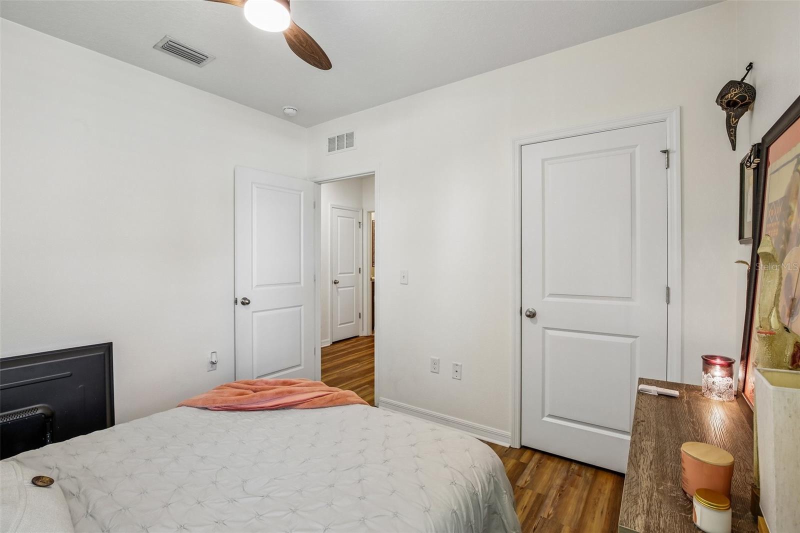 11008 Leland Groves Dr Property Photo 19