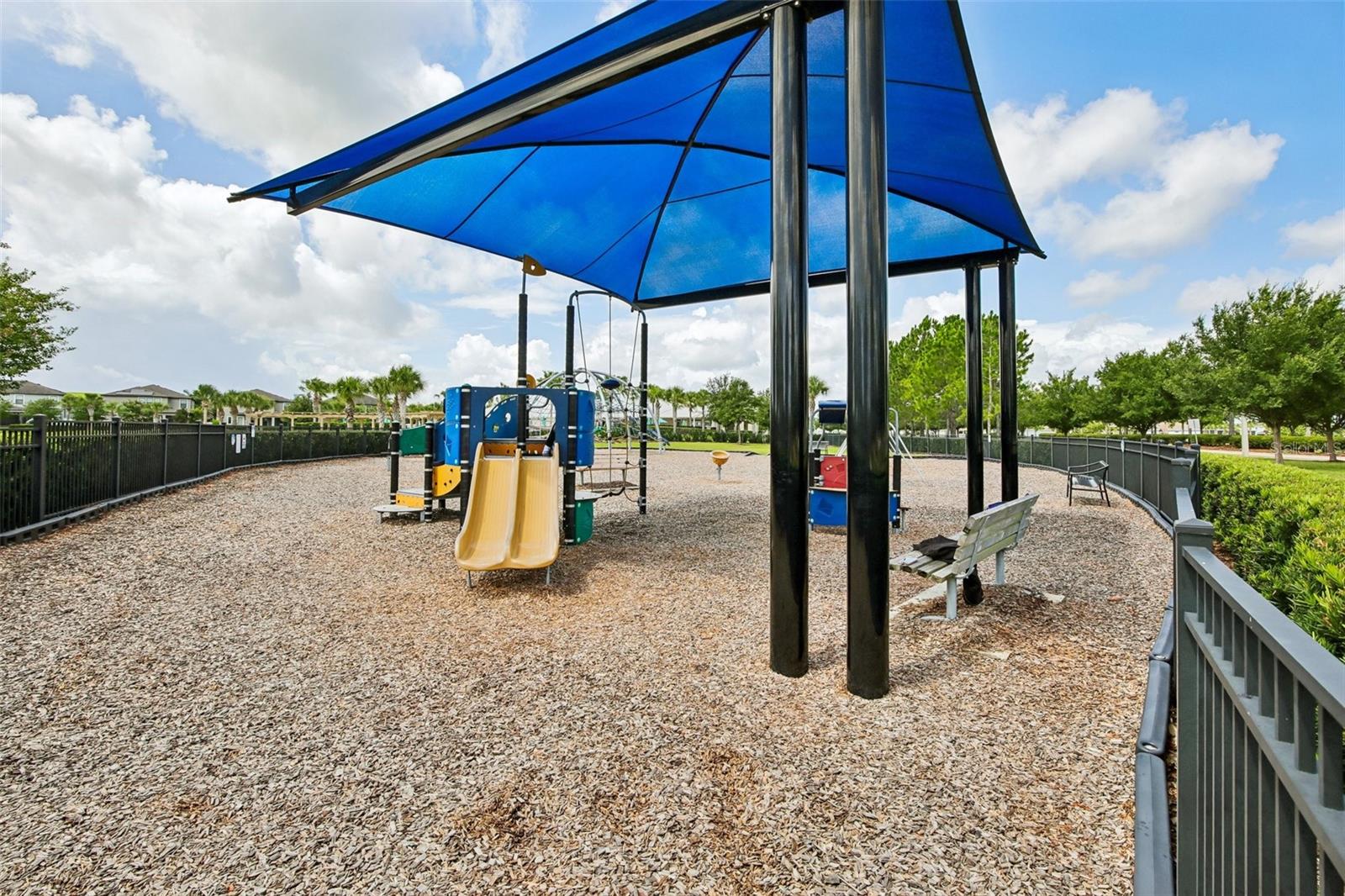 11008 Leland Groves Dr Property Photo 32