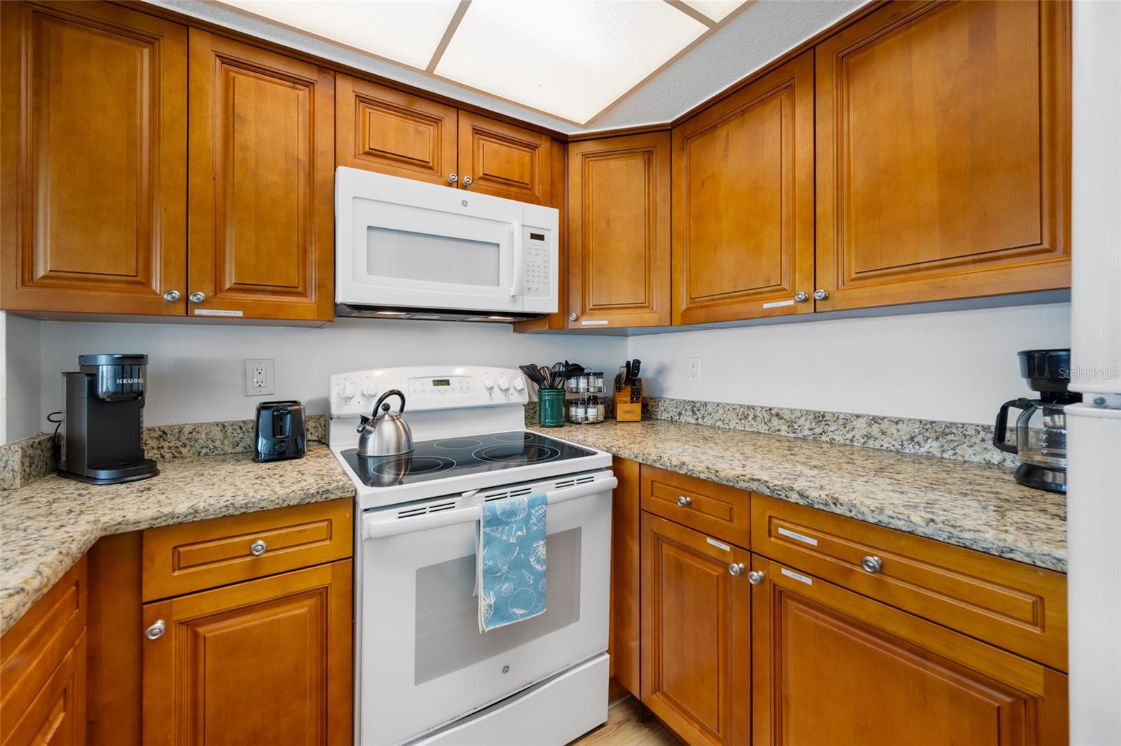 12924 Gulf Blvd #105 Property Photo 18