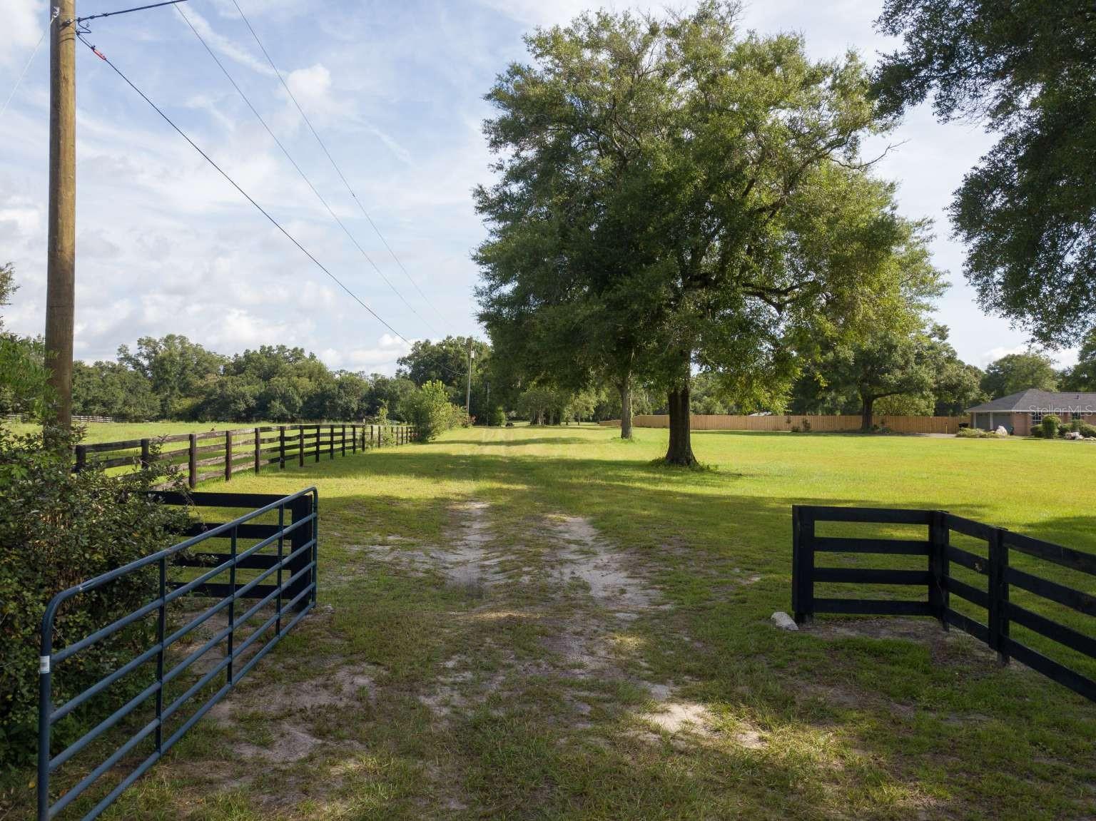 Lot 1 Nw 94th Ave Property Photo 3