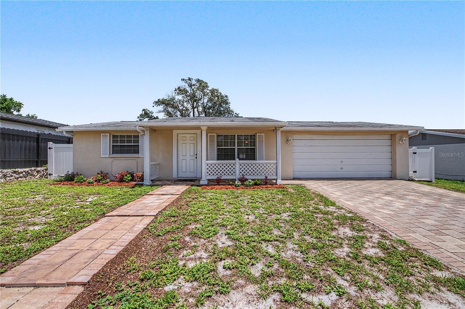 9830 Rainbow Ln Property Photo 1