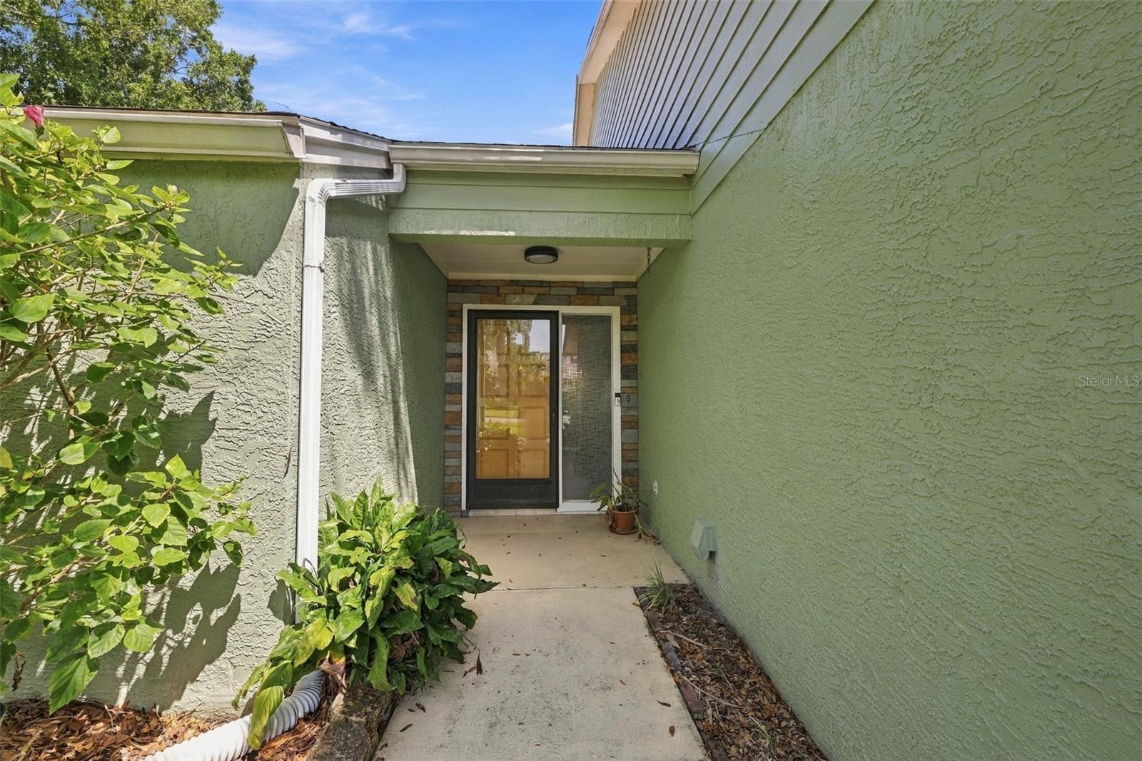 4717 Kemble Ct Property Photo 6