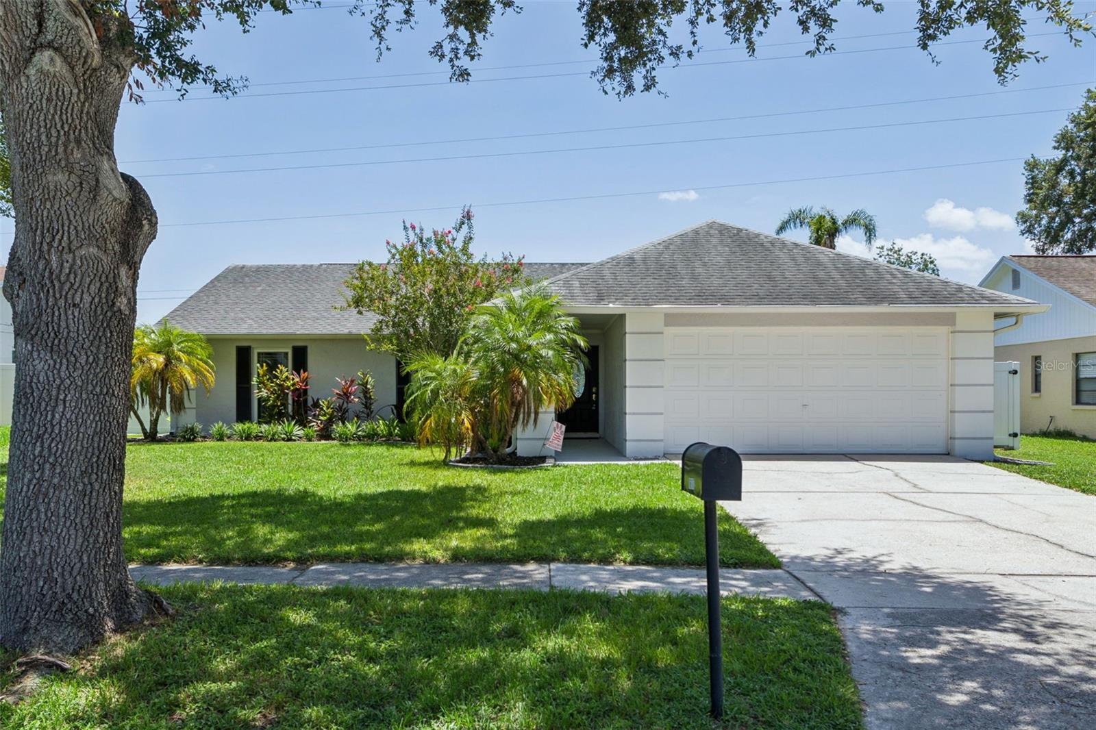 16117 Pebblebrook Dr Property Photo 1