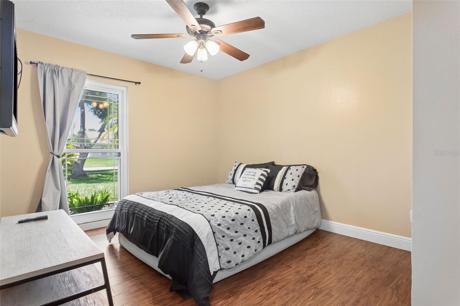 16117 Pebblebrook Dr Property Photo 13