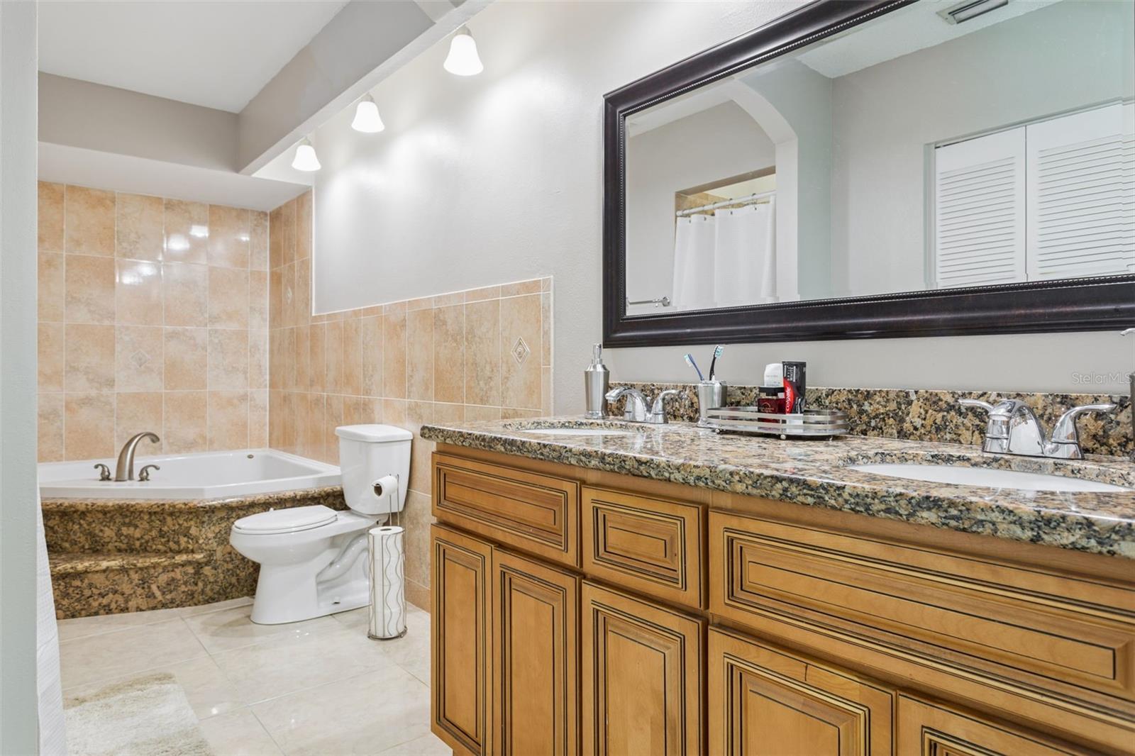 16117 Pebblebrook Dr Property Photo 18