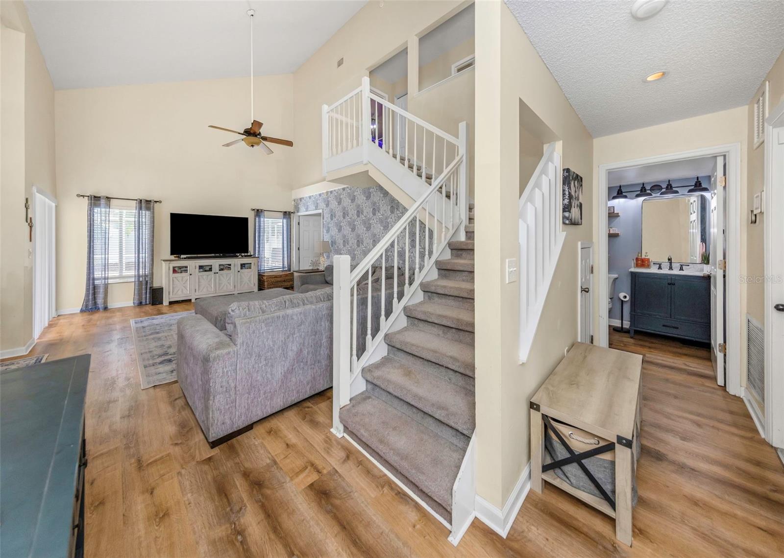 3130 Bentley Dr Property Photo 15