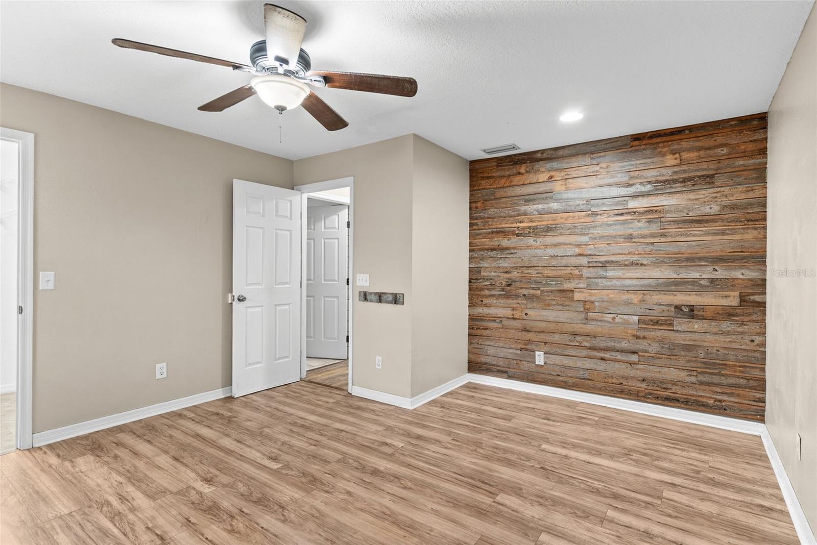 1514 Lake Thomas Loop Property Photo 30