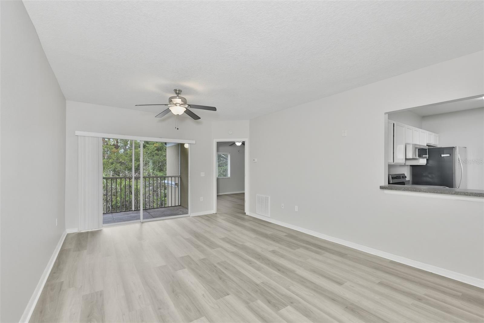 6437 Cypressdale Dr #201 Property Photo 6