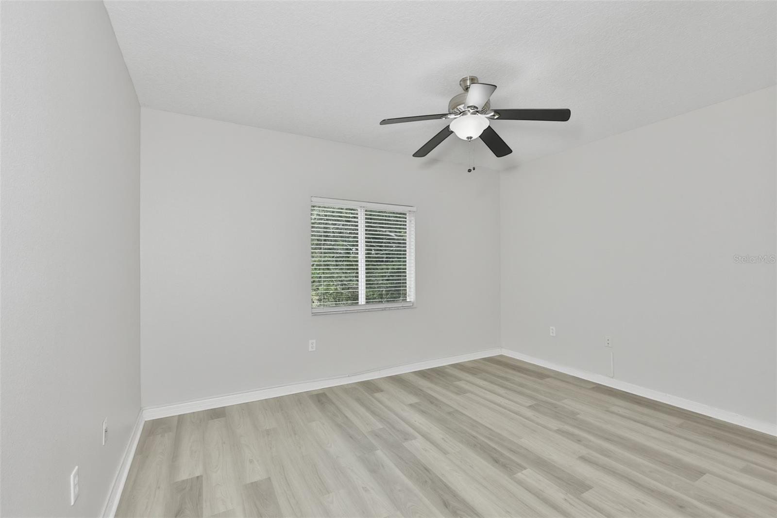 6437 Cypressdale Dr #201 Property Photo 8