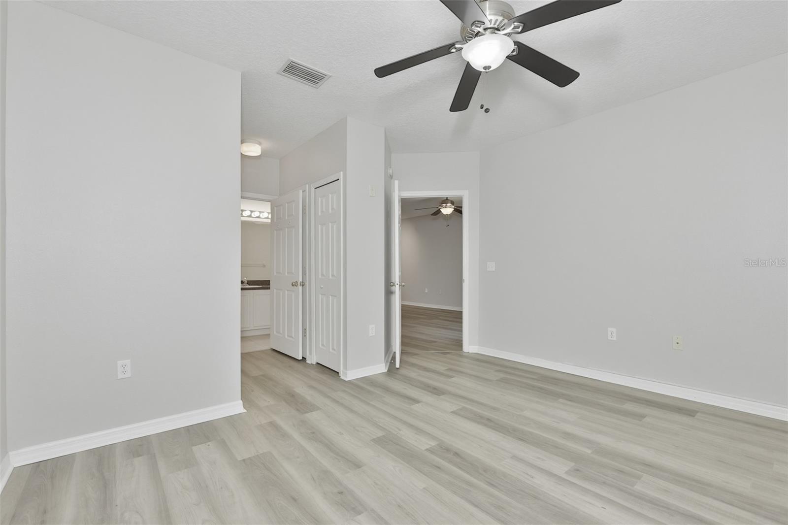 6437 Cypressdale Dr #201 Property Photo 21