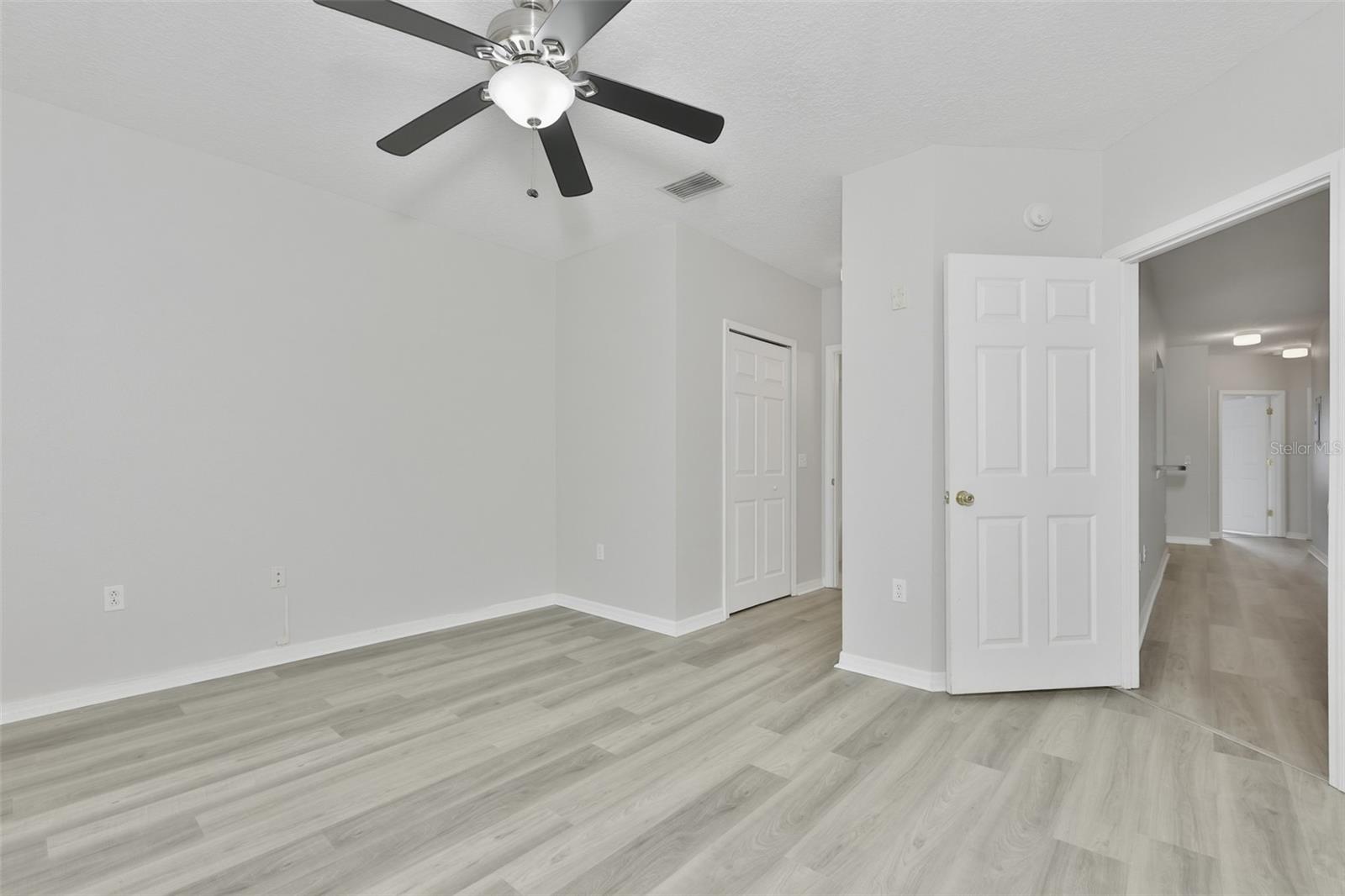 6437 Cypressdale Dr #201 Property Photo 22