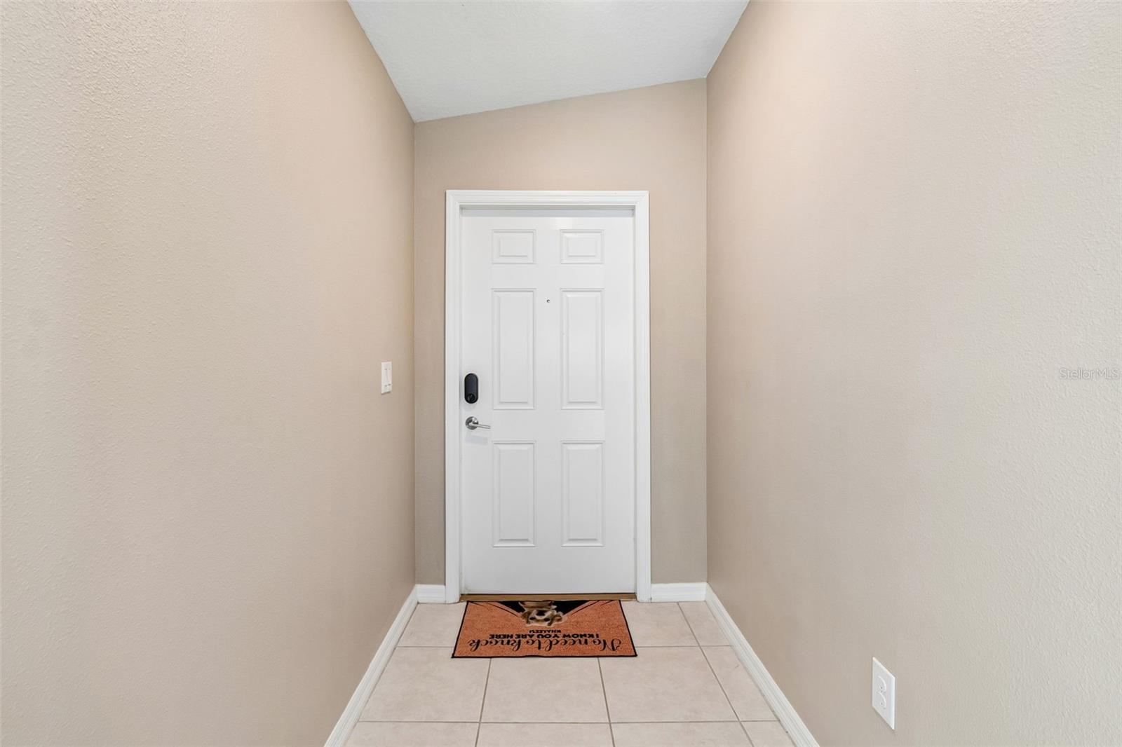 5362 Blue Horizon Way Property Photo 4