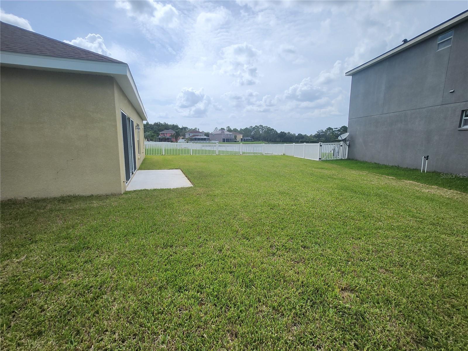 9344 Mandrake Ct Property Photo 3