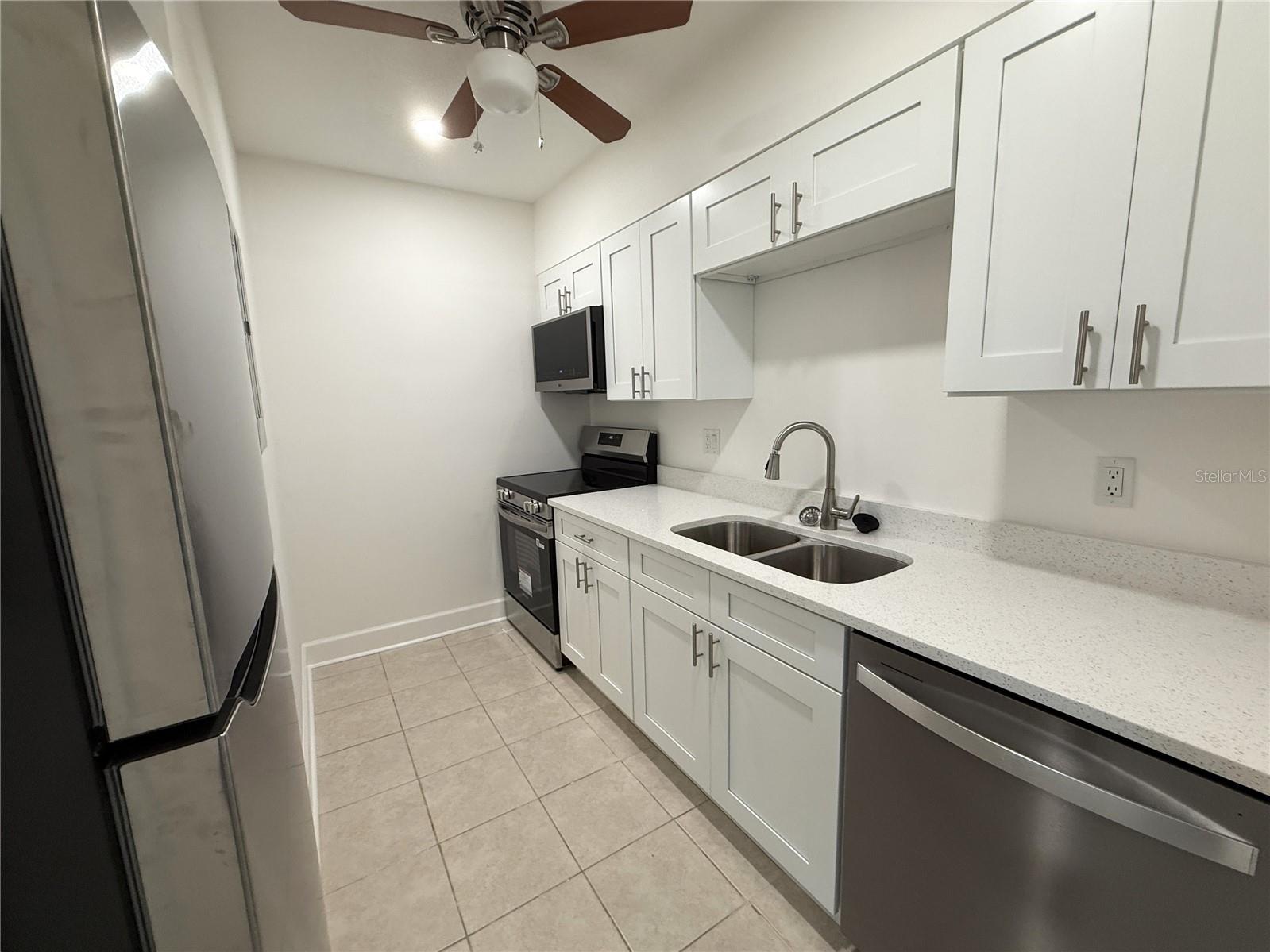 179 Medallion Blvd #c Property Photo 9
