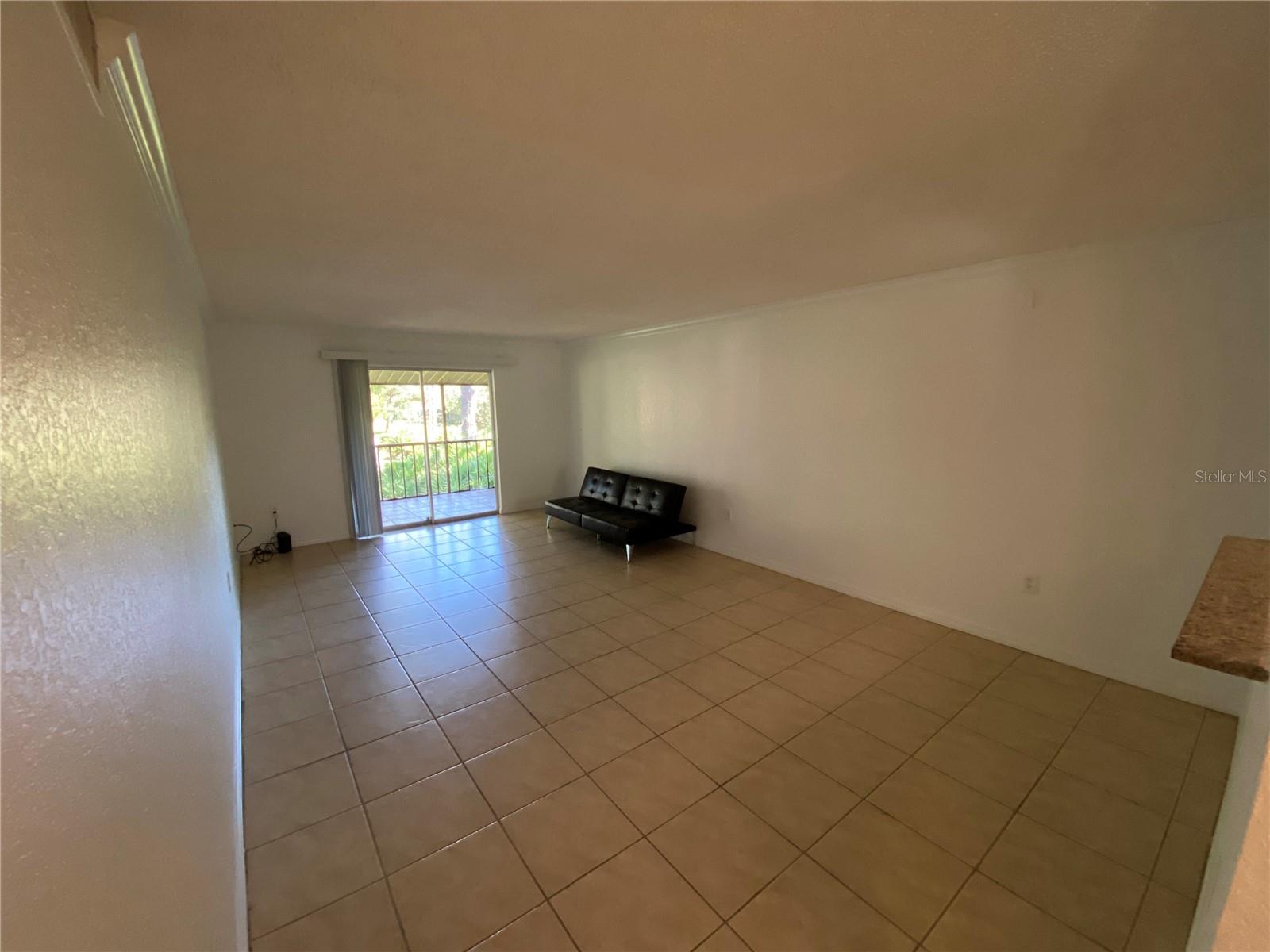 972 La Costa Cir #8 Property Photo 3