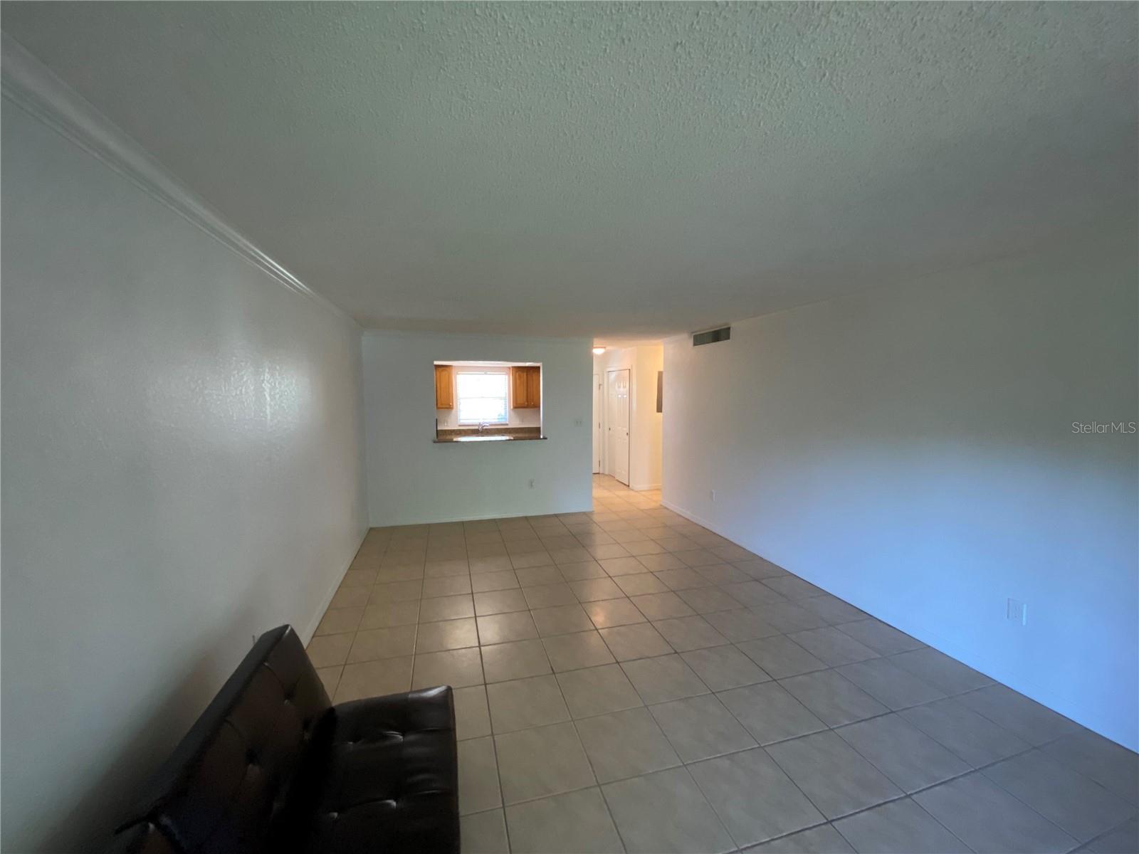 972 La Costa Cir #8 Property Photo 4
