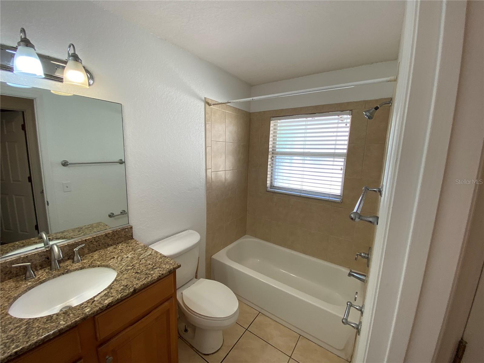 972 La Costa Cir #8 Property Photo 11