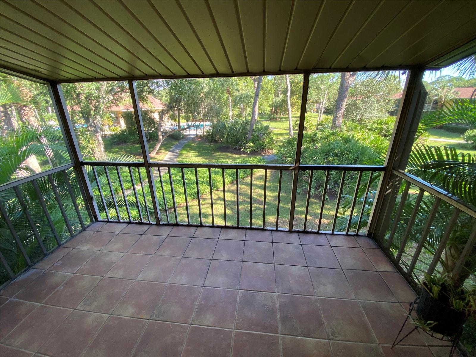 972 La Costa Cir #8 Property Photo 12