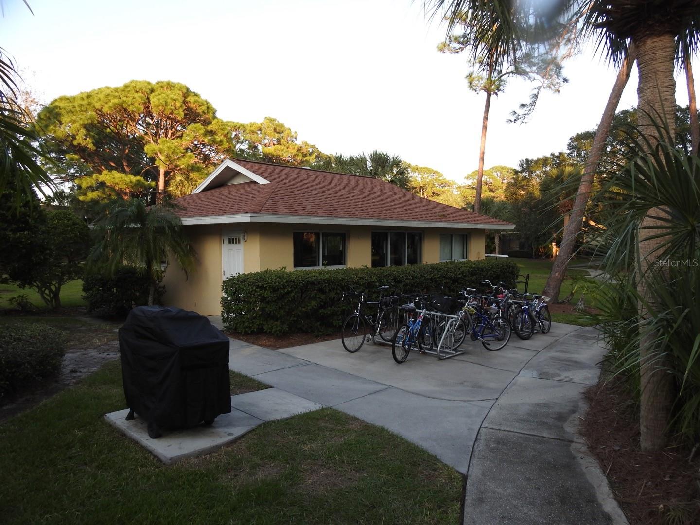 972 La Costa Cir #8 Property Photo 15