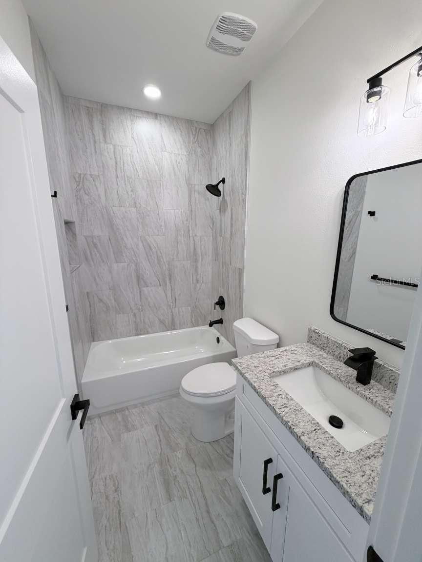 9293 Agate St Property Photo 8