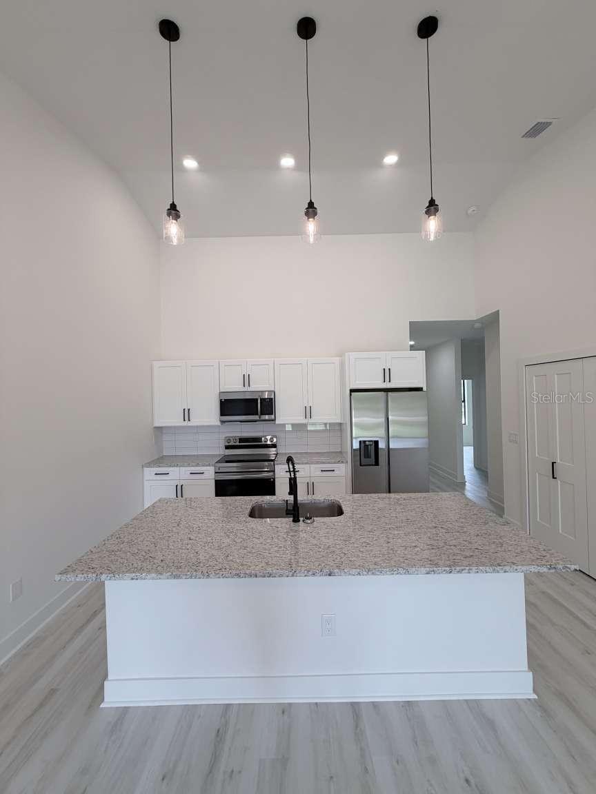 9293 Agate St Property Photo 24