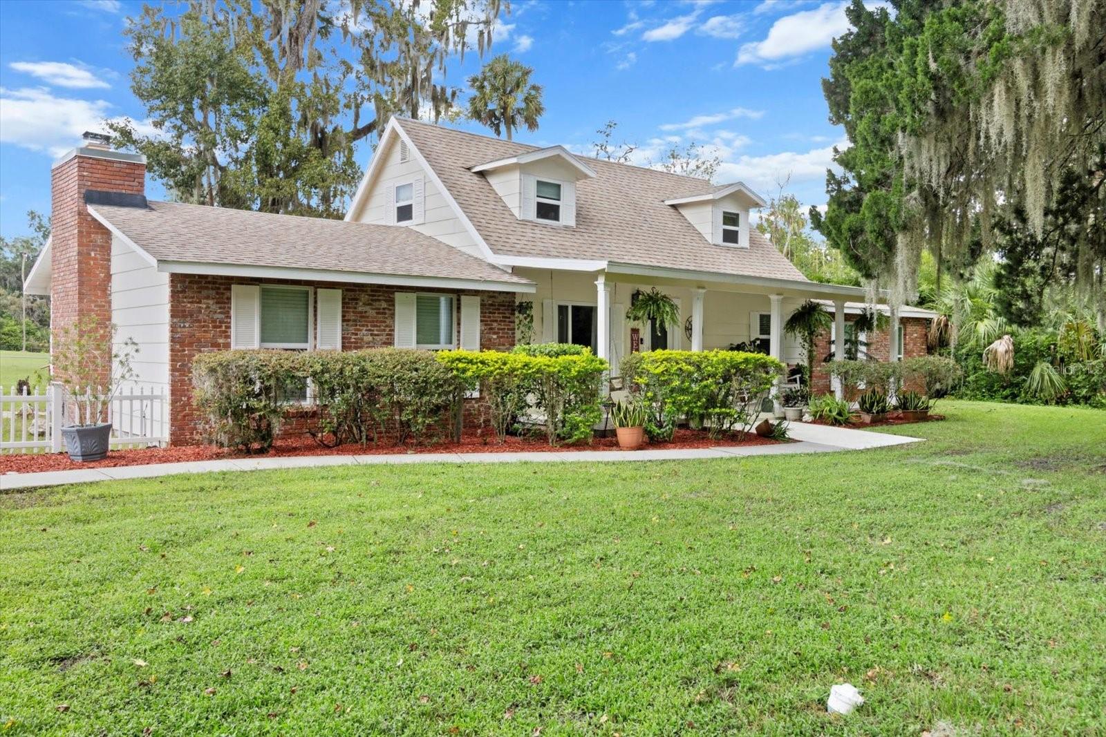 1110 N Rice Ter Property Photo 2