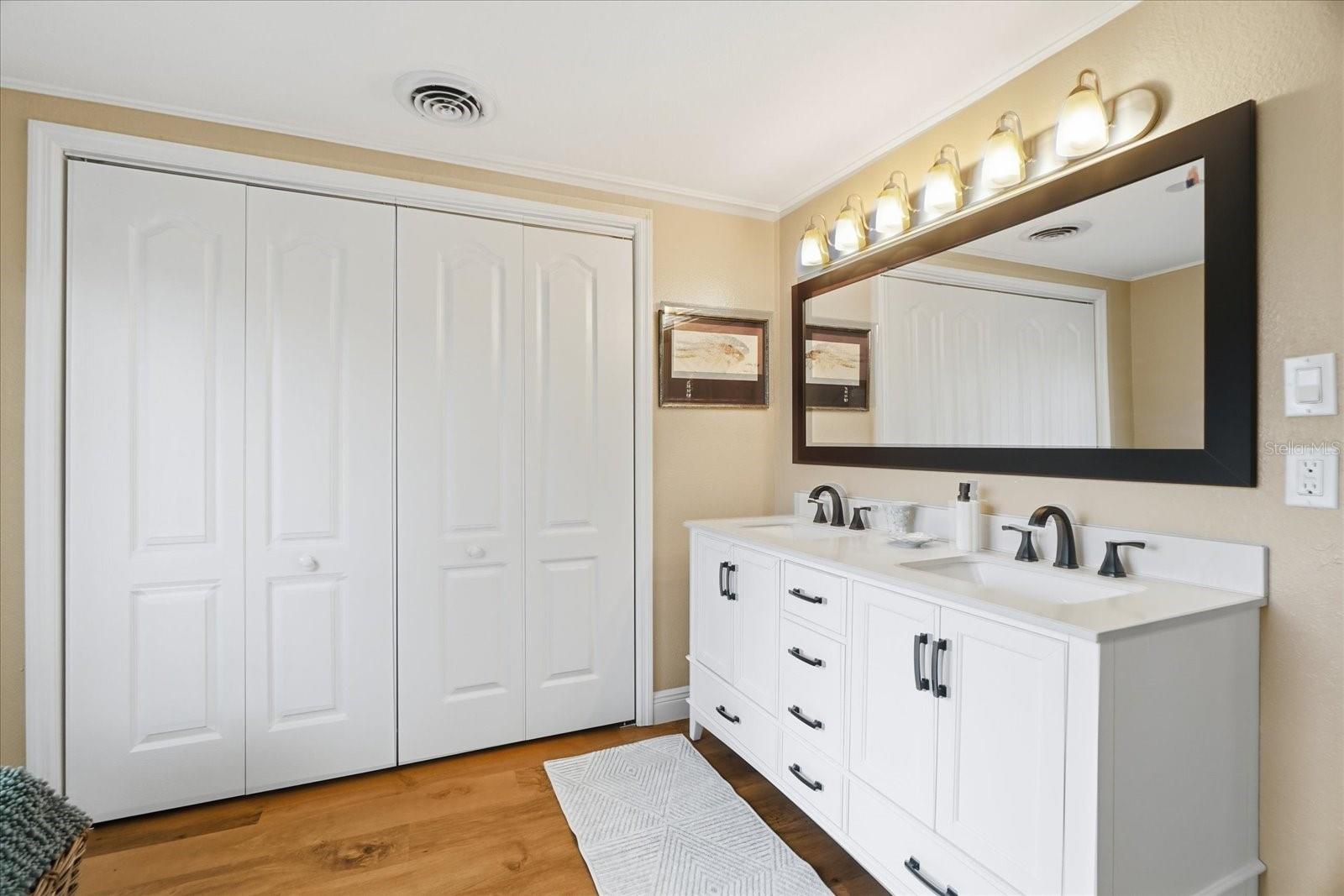 1110 N Rice Ter Property Photo 23