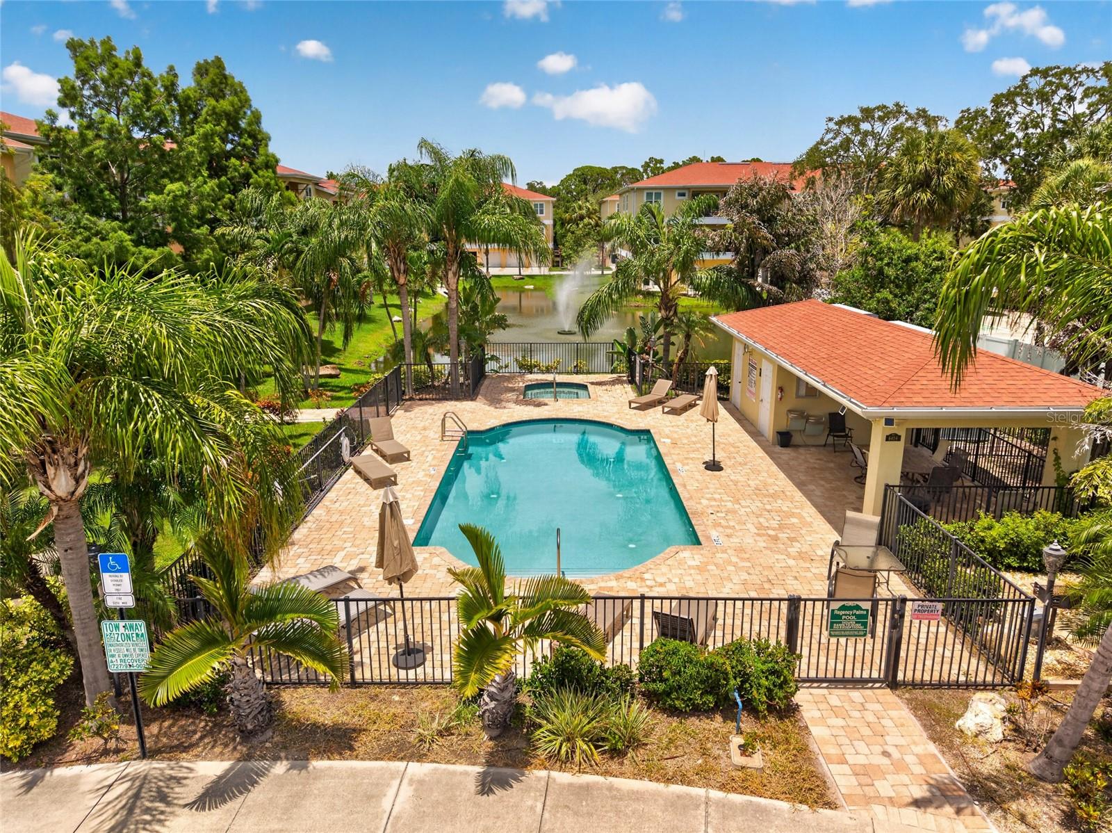 6420 Banyan Blvd #201 Property Photo 2