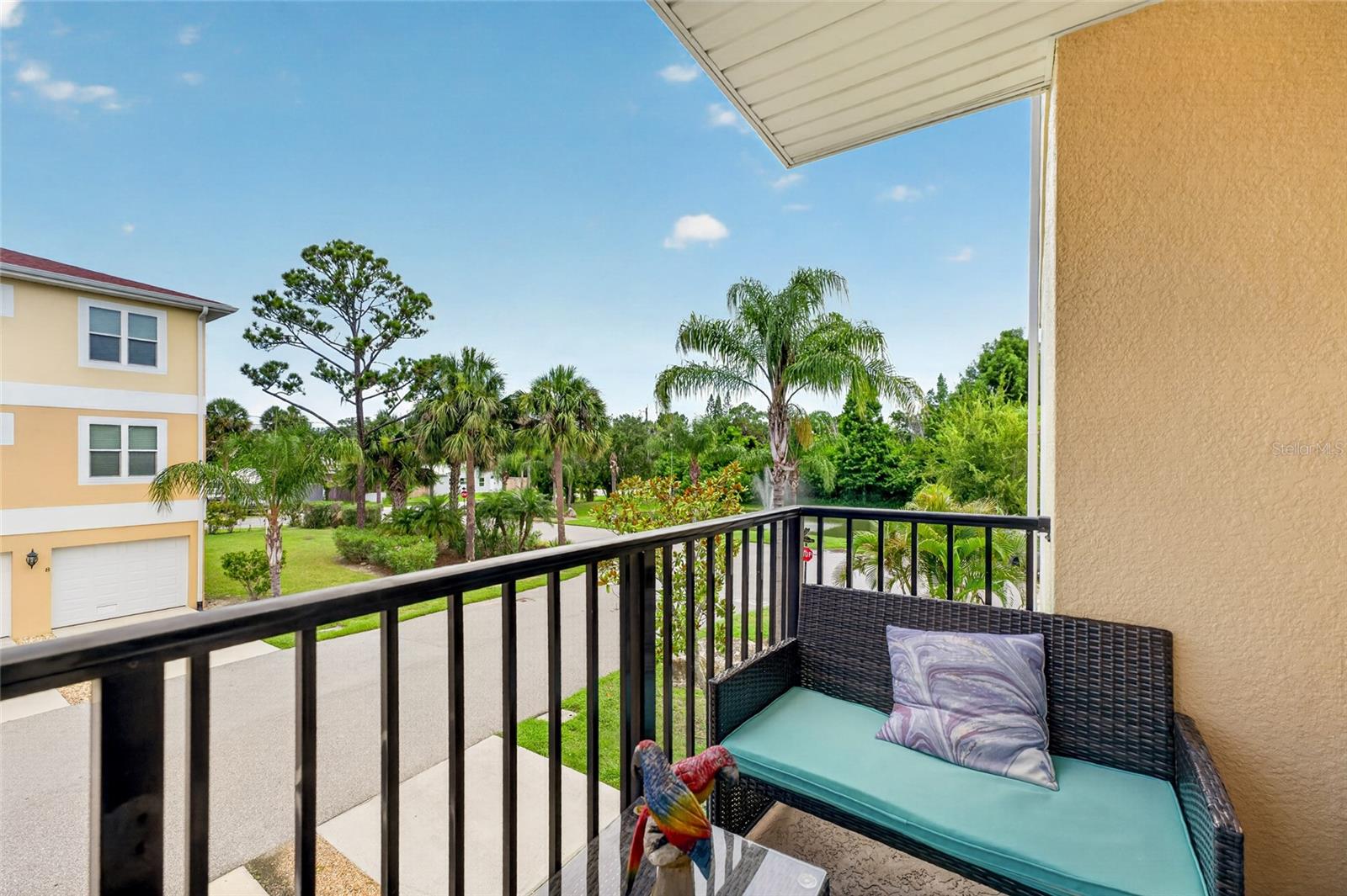 6420 Banyan Blvd #201 Property Photo 3