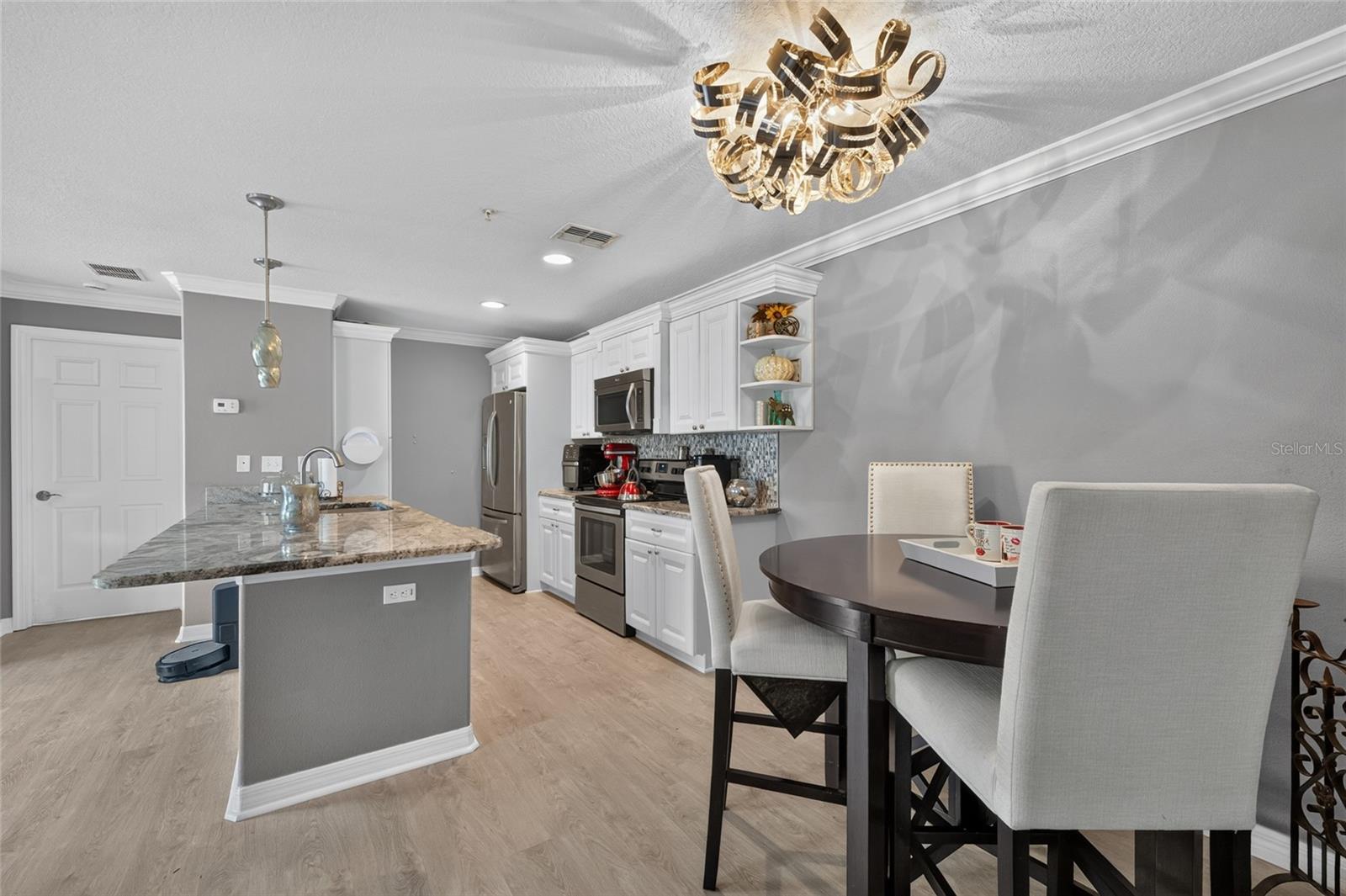 6420 Banyan Blvd #201 Property Photo 10