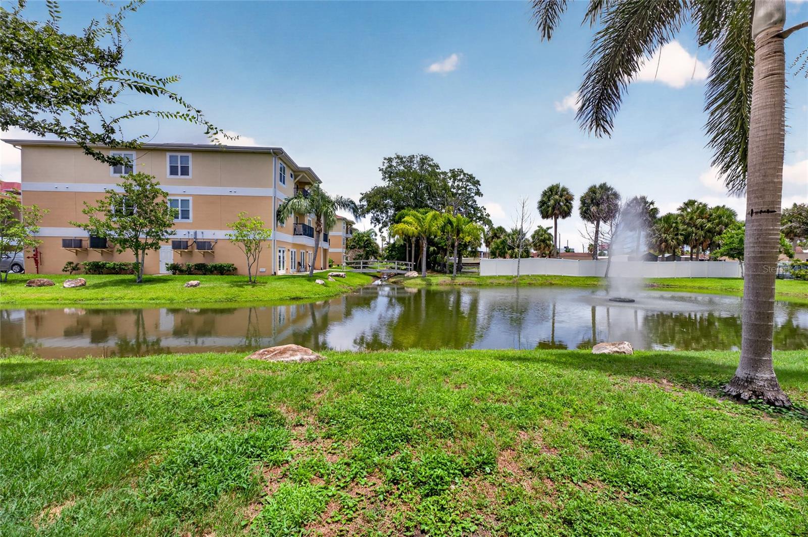 6420 Banyan Blvd #201 Property Photo 35