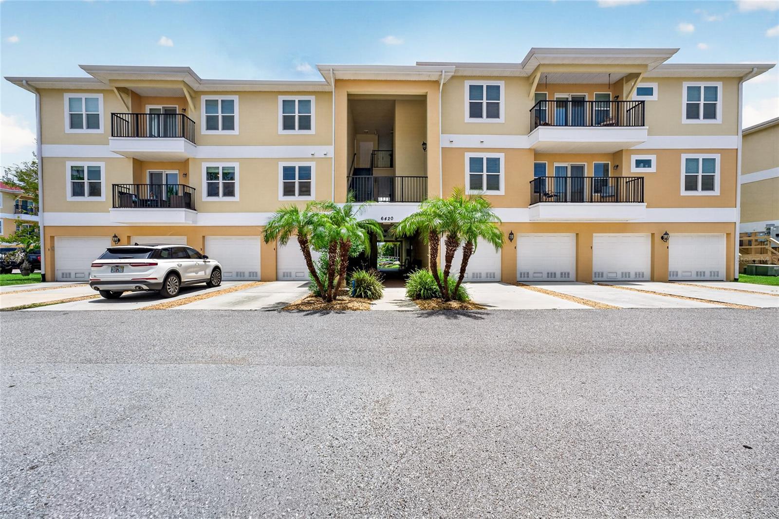 6420 Banyan Blvd #201 Property Photo 38