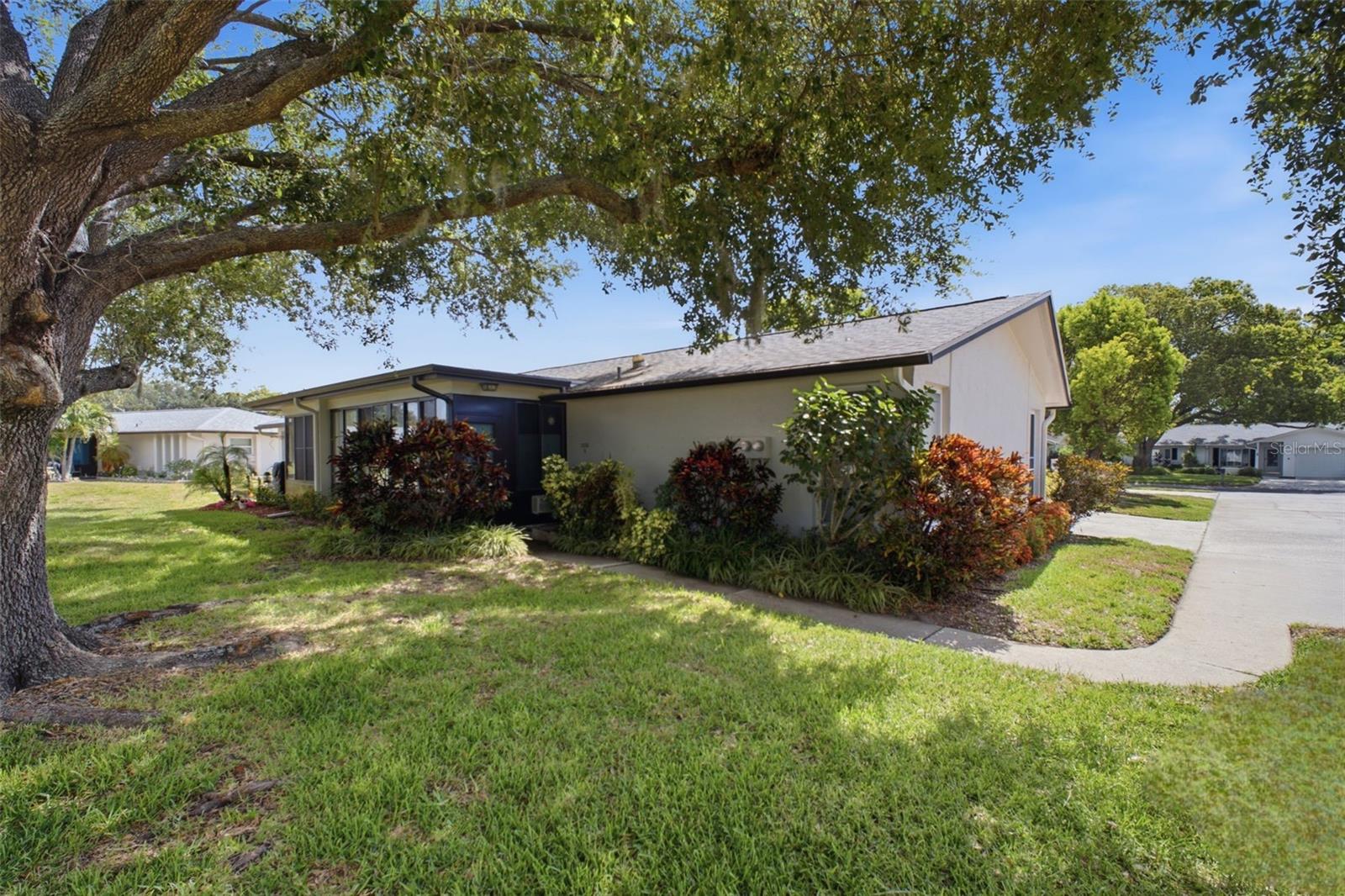 1335 QUEEN ANNE DR #C