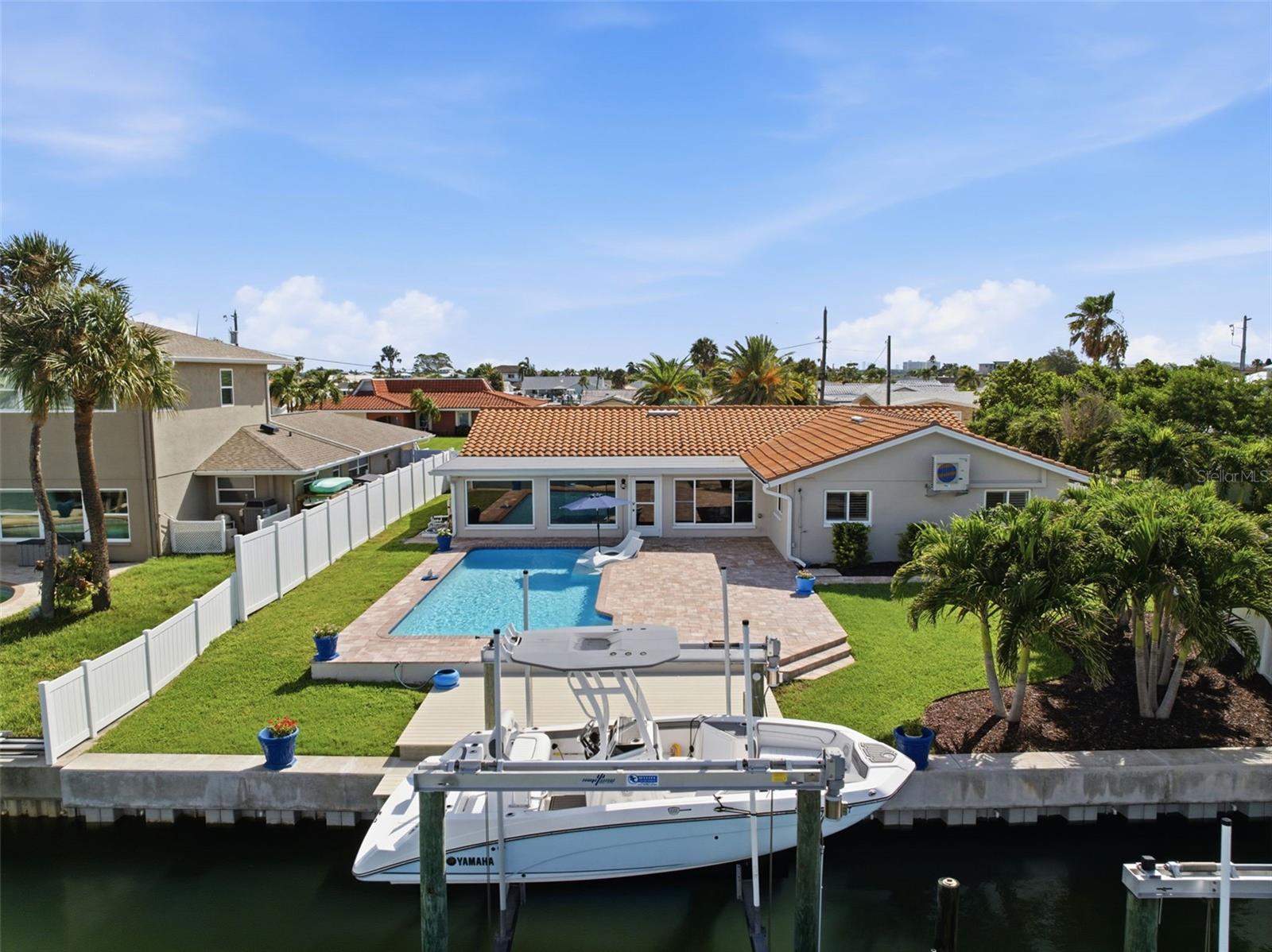 6414 2nd Palm Pt Property Photo 1
