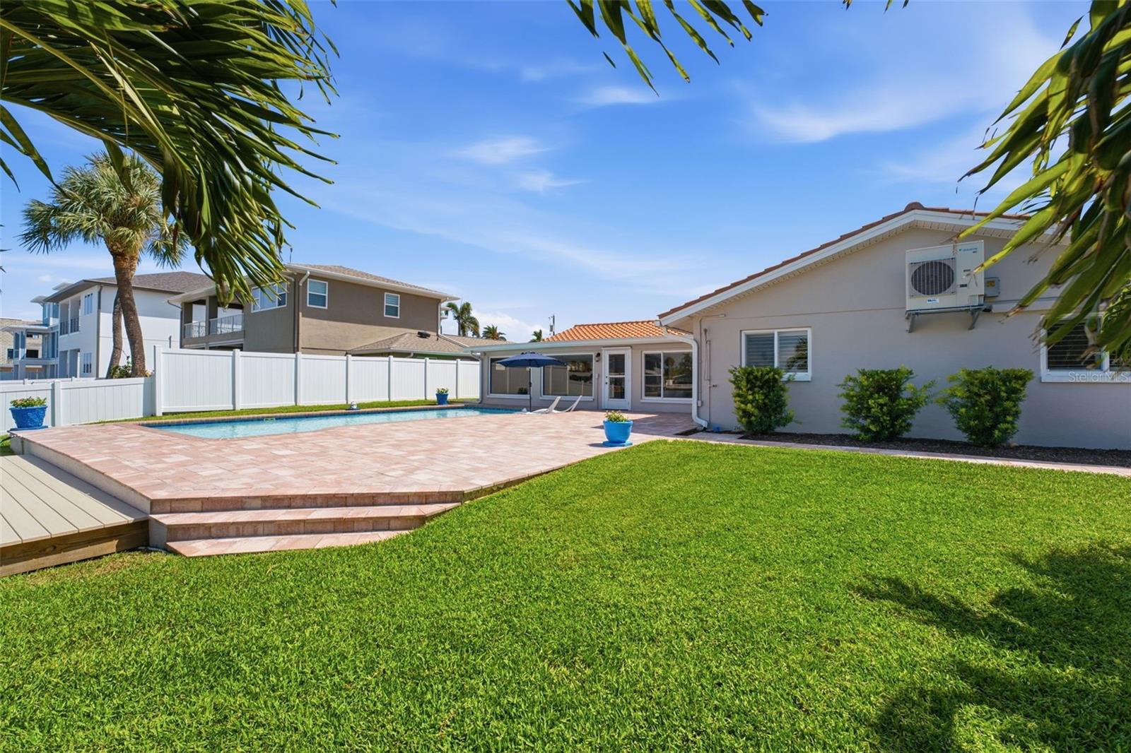 6414 2nd Palm Pt Property Photo 64
