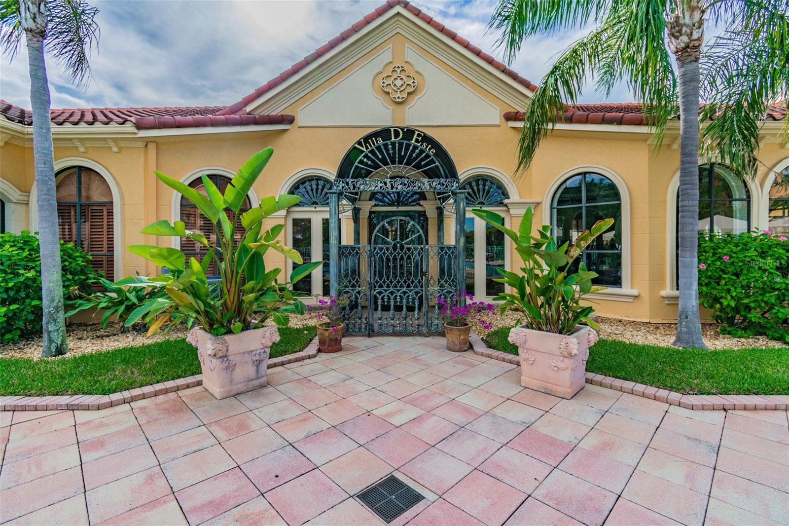 2717 Via Cipriani #623a Property Photo 76