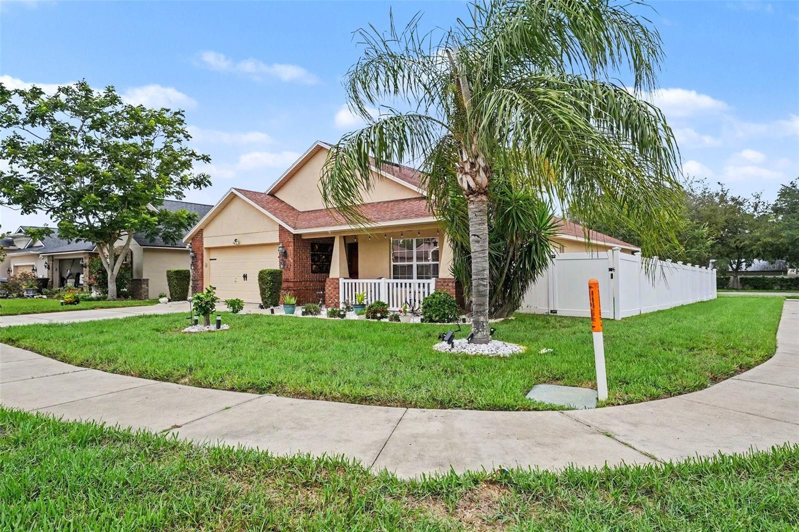 12337 Rose Haven Blvd Property Photo 3